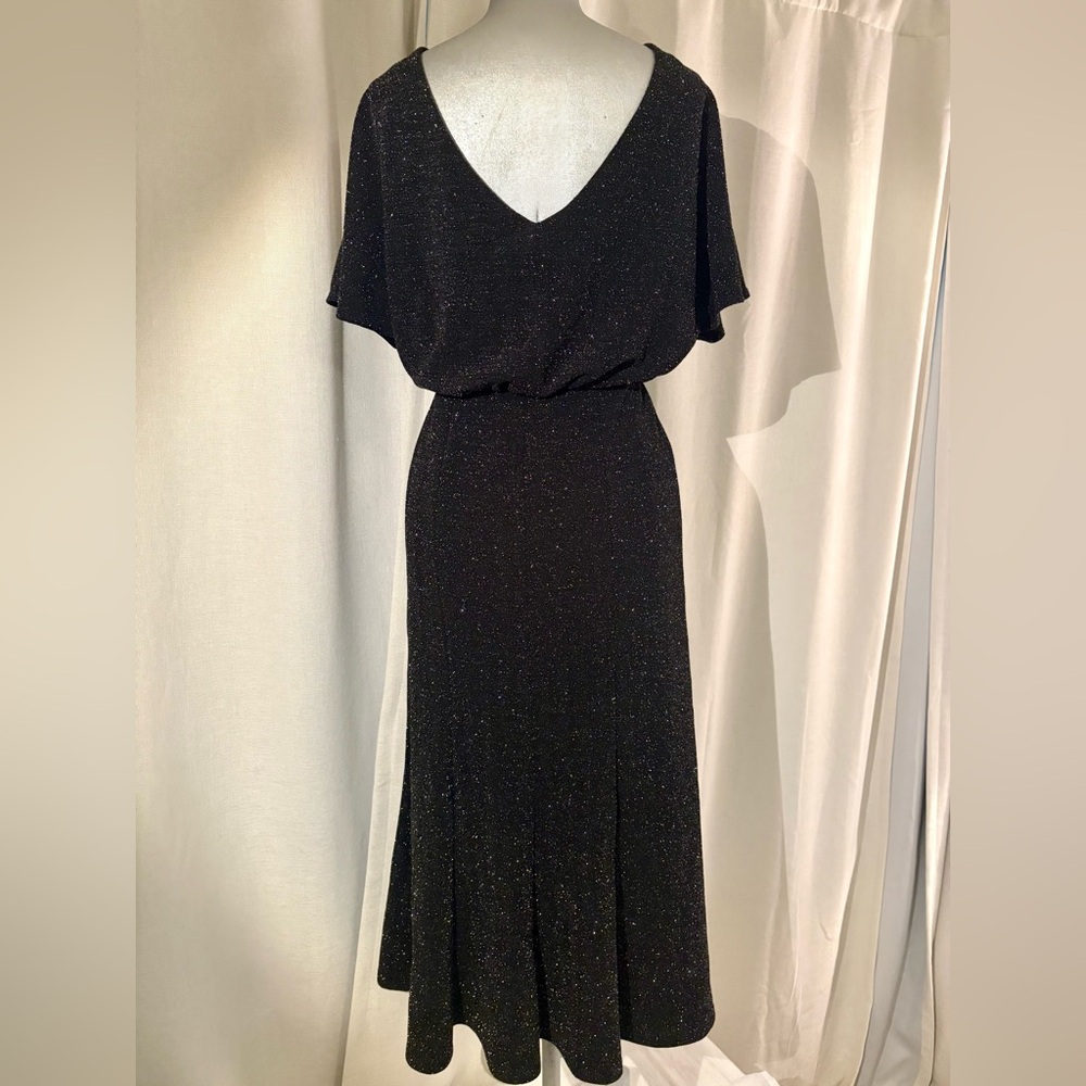 Donna Morgan Silver Metallic Knit Midi Dress with Front Slit Open Back Sz 2 - Picture 5 of 13